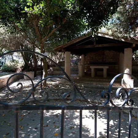 La Maddalena Couette-café Acate